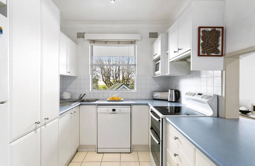 Mosman Apartment | Explore Balmoral Slopes: Oceanfront Fun Awaits You