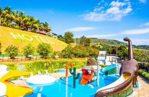 Joaquim Messias Resort | Discover Balneário do Lago Hotel: 4-Star Family Retreat