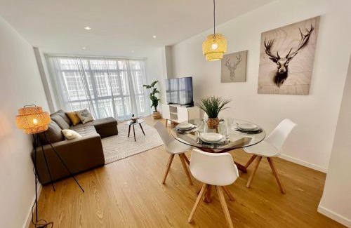 Mondariz-Balneario Apartment | Pet-Friendly Retreat at Balnea Peinador - Rated 10/10