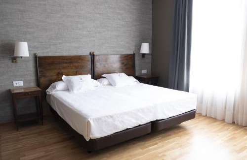 Mondariz-Balneario Hotel | Relaxing Retreat at Balneario de Mondariz with Ocean View