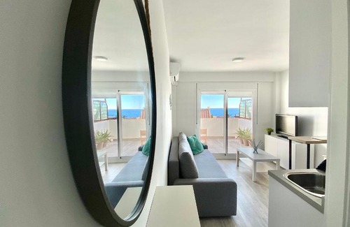 Pedregalejo Apartment | Modern Studio in Pedregalejo – Just 400 Meters to Beach