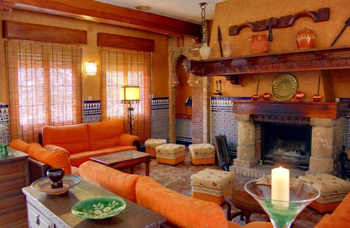 Canena Hotel | Relaxing Balneario San Andrès with Pool and Spa Amenities