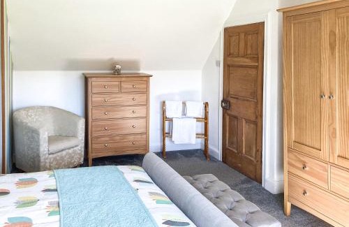 Ballantrae House | Discover Balnowlart Lodge: 4-Star Pet-Friendly Retreat