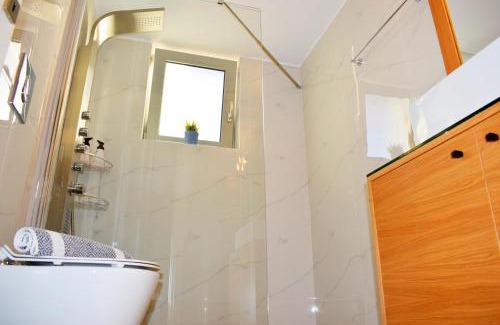 Trachilos House | Seafront Balos Residence with Private Pool & Ocean View