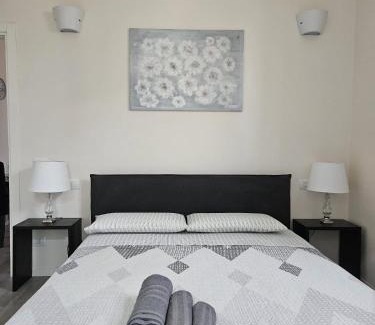 Crocetta-San Lazzaro-Modena Est Apartment | Ideal Balsamico Suite 2: Pet & Child-Friendly Retreat