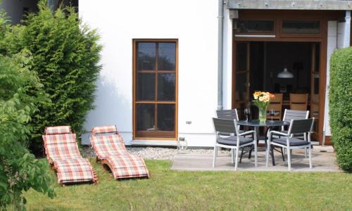 Wittenbeck Apartment | Budget-Friendly Baltic Green Haven: Ideal for Families & Pets