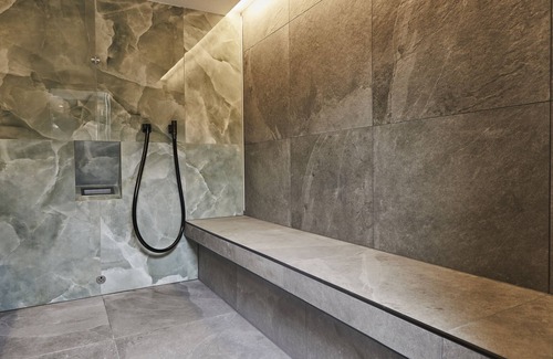 Warnemuende Hotel | Serene Baltic Hideaway Beach Hotel with Spa & Dining