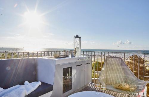Warnemuende Hotel | Cozy Oceanfront Baltic Hideaways Beach Hotel in Warnemünde