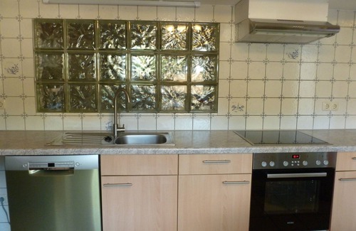 Schonberg Condo | Beachfront Baltic Sea Apartment with Pool and Ocean Views