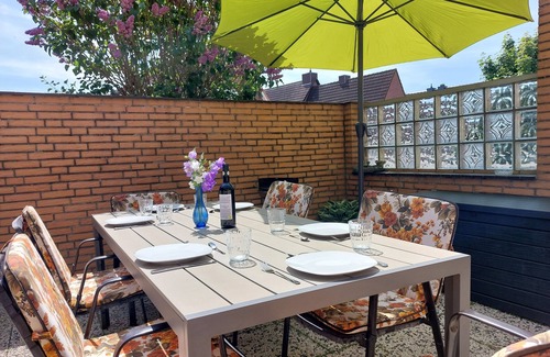 Schonberg Condo | Beachfront Baltic Sea Apartment with Pool and Ocean Views