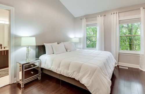 Garrison House | Baltimore Area Townhome ~ 16 Mi to Downtown!
