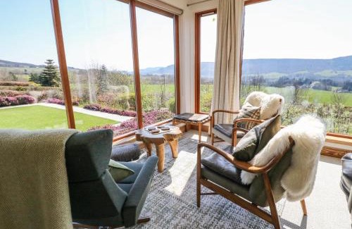 Pitlochry House | Experience Balvaig: 5-Star Stay with Family-Friendly Amenities