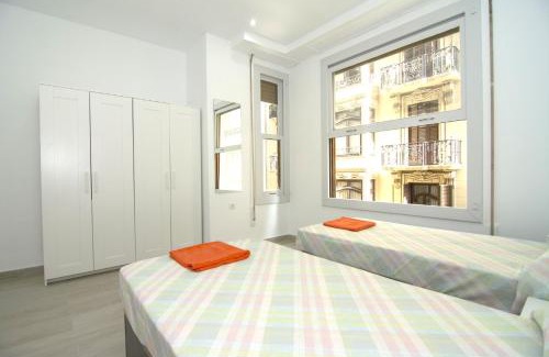 Sant Francesc Apartment | Experience Bam! Centro: Pet-Friendly Elegance in the Heart