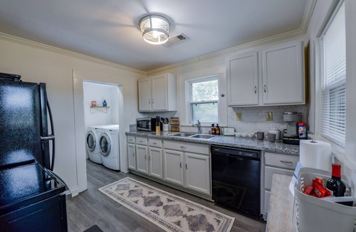 Northport House | Inviting Bama Off Main: Newly Renovated Pet-Friendly Oasis