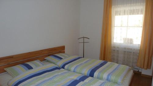 Niederlandenbeck Apartment | Family-Friendly Stay at Bambi with Pool Access