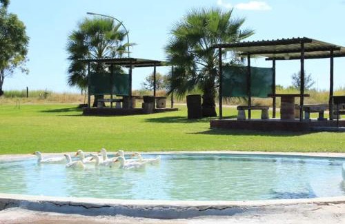 Grootfontein House | Beachfront Bambi Lodge: Your Ideal Family Getaway
