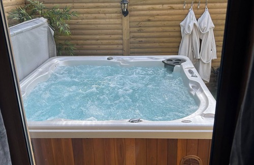 Maghera Cabin | Bambi's Hideaway