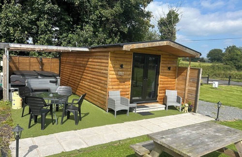 Maghera Cabin | Bambi's Hideaway