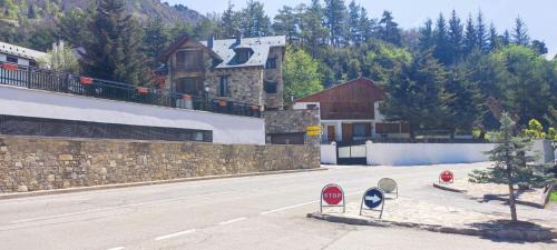 Escarrilla Apartment | Family-Friendly Bamboo IV in the Heart of the Pyrenees