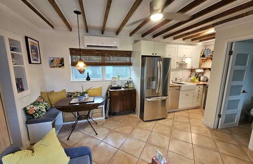 Shady Banks Cottage | Bamboo Cottage: Beach-Style Retreat with Ocean Views