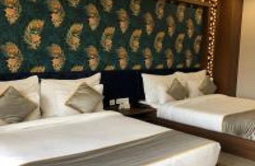 Pushkar Hotel | Explore Bamboo Saa Mulberry Resort: Family-Friendly Retreat