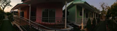 Bang Chalong House | Top-Rated Ban Ing Suan with Oceanfront Views & Pet Friendly