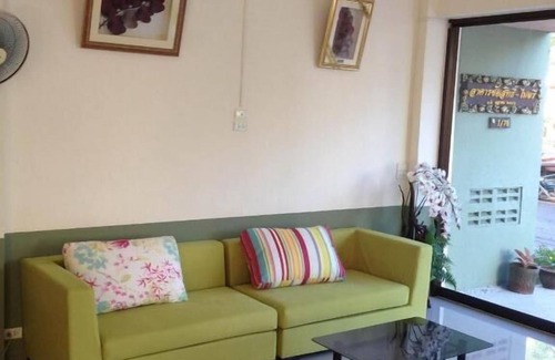 Makham Tia Hotel | Family-Friendly Stay at Ban Maitreejit with Great Amenities