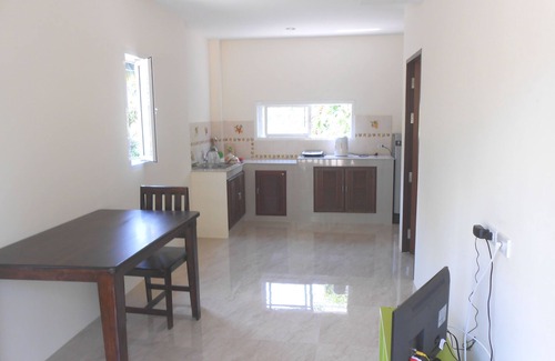 Haad Pleayleam Apartment | Explore Ban Sabai 3 - Family-Friendly Koh Phangan Retreat