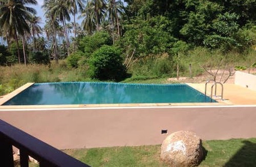 Haad Pleayleam Apartment | Relax at Ban Sabai 4 - Family-Friendly Stay in Koh Phangan