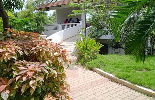 Bidadi House | Discover Bana The Wild Waters: Pet Friendly & Pool Access