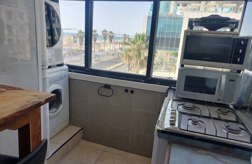Kerem HaTeimanim Apartment | Relax at Banana Beach Front Aparthotel TLV - 3BR Retreat