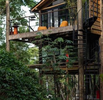 Bananal Ski Chalet | Discover Bananal - Relax by the Oceanfront Spa Retreat