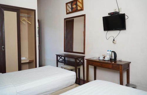 Ambarawa Villa | Experience Comfort at Banaran 9 Resort Hotel