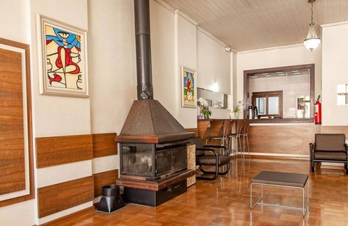 Sao Pelegrino Hotel | Discover Bandeira Hotel: Highly Rated with Free Breakfast