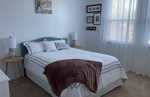 Albuquerque Bed & Breakfast | Bandelier Relax! Perfect Retreat for Balloon Fiesta Guests