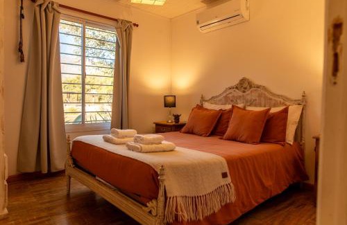 San Javier Cabin | Relaxing Retreat at Cabañas & Yoga Complejo Bandera Blanca
