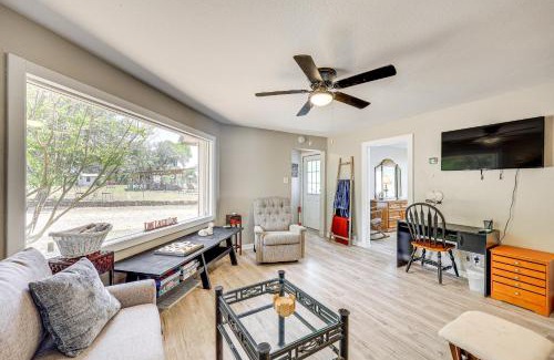 Bandera House | Relaxing Bandera Carriage House with River Access