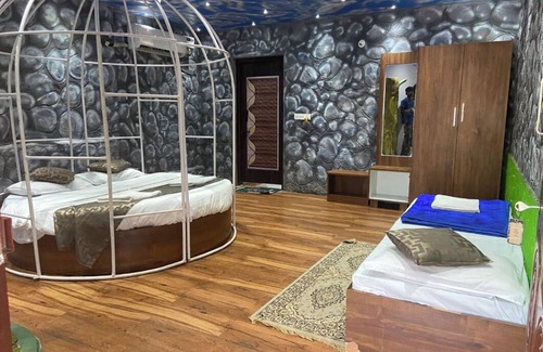 Gundlupet Hotel | Discover Bandipura Khans Resort: Family-Friendly Getaway