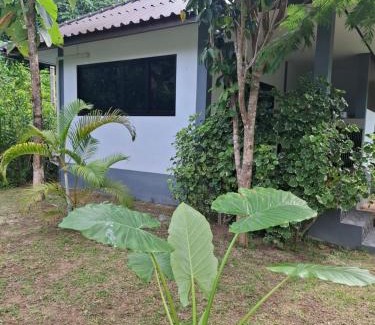 Mae Nam Resort | Child-Friendly Retreat at Bang Po Garden With 9.6 Rating