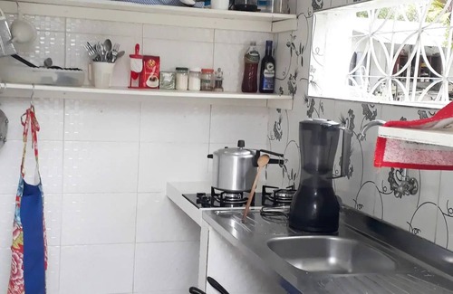 Itaparica House | Cozy Bungalow with Suite, Living Room & Child-Friendly Amenities