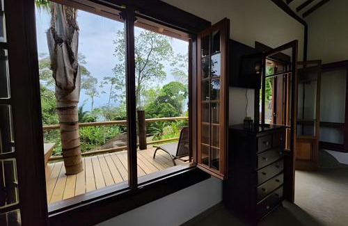 Praia de Taubate House | Experience Breathtaking Views at Bangalô Sol, Ilhabela