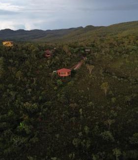 Sao Jorge Cabin | Eco-Friendly Bangalô São Jorge with Hot Tub & Breakfast