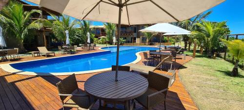 Itacimirim House | Oceanfront Bangalô Tavarua Itacimirim with Pool & Breakfast