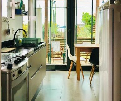 Pantano do Sul House | Oceanfront Tiny House at Bangalôs Floripa - 10/10 Rating