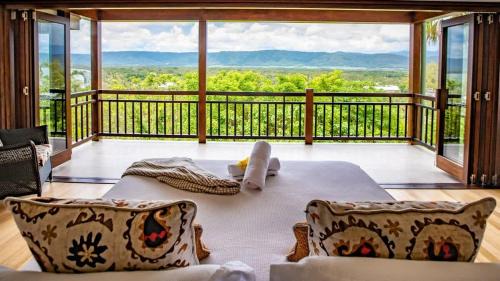 Port Douglas House | Scenic Bangalow: Enjoy the Best View in Port Douglas