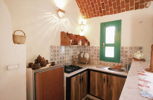 Chebba House | Family-Friendly Bangalow Chebba with Kitchen Amenities