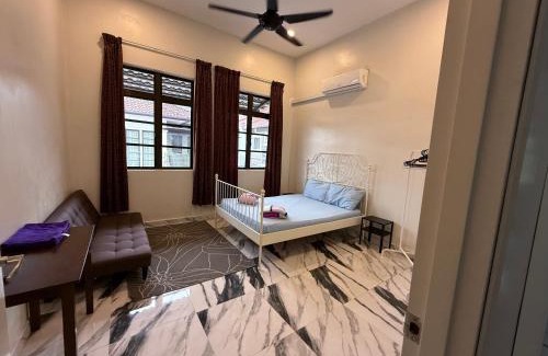 Bandar Baru Bangi House | Relax at Bangi Utara Villa - Family-Friendly with Breakfast