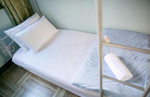 Ban Phan Thom Hotel | Discover Bangkok Canale Home: Family-Friendly Comfort