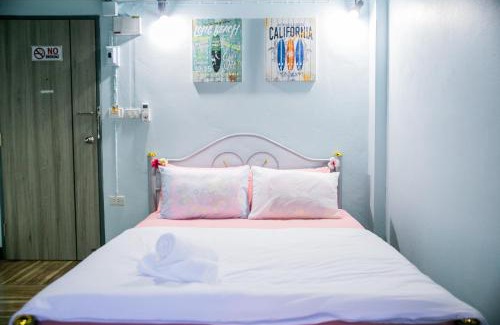 Ban Phan Thom Hotel | Discover Bangkok Canale Home: Family-Friendly Comfort