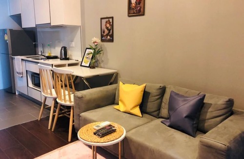 Khlong Tan Nuea Condo | Explore Ekkamai-Thong Lor: A New Bangkok Landmark